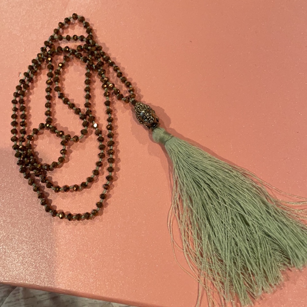 Tassel necklace